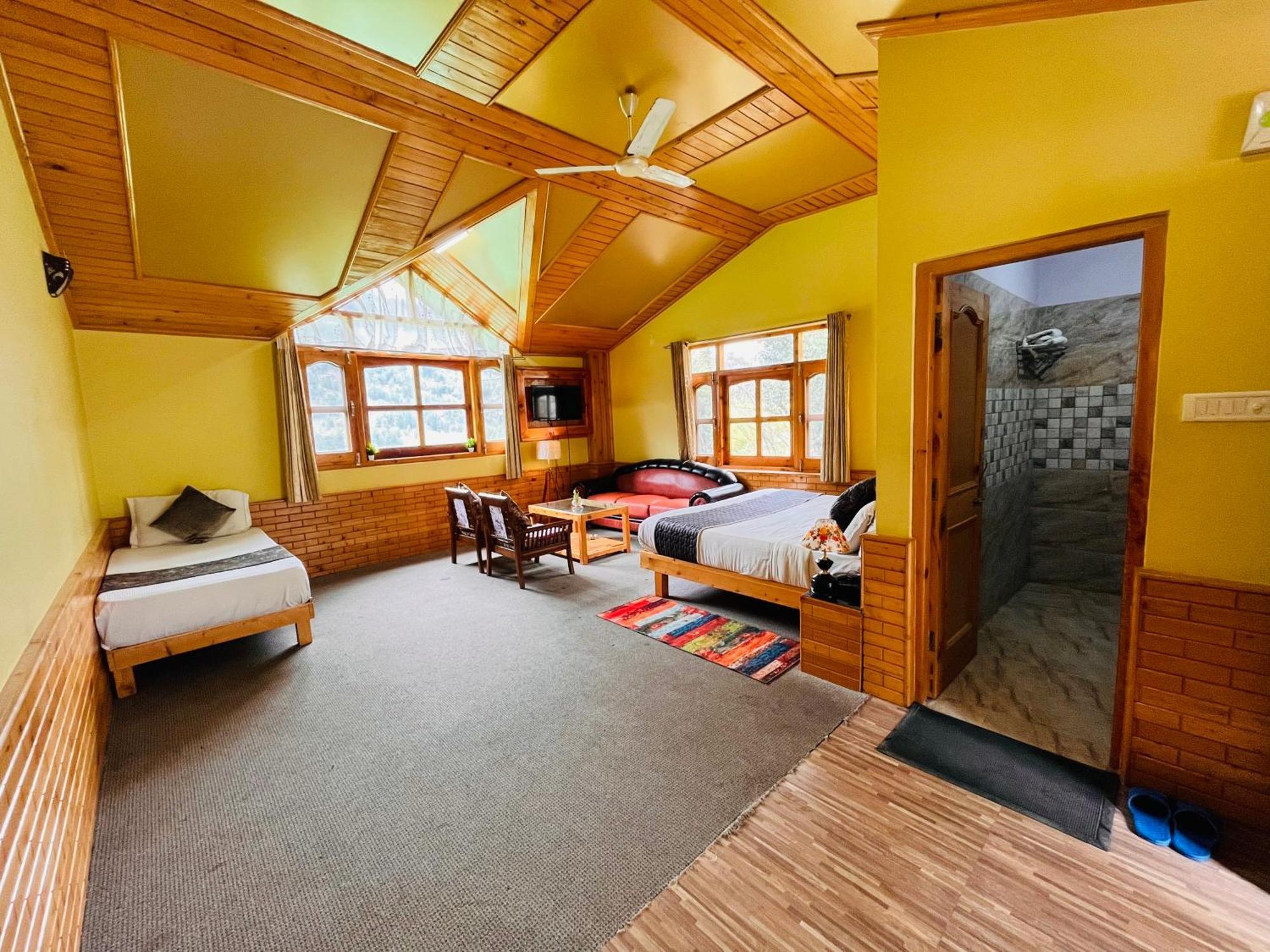 Hotel Hollywood Manali - Scenic River & Mountain View With Premium Rooms Dış mekan fotoğraf