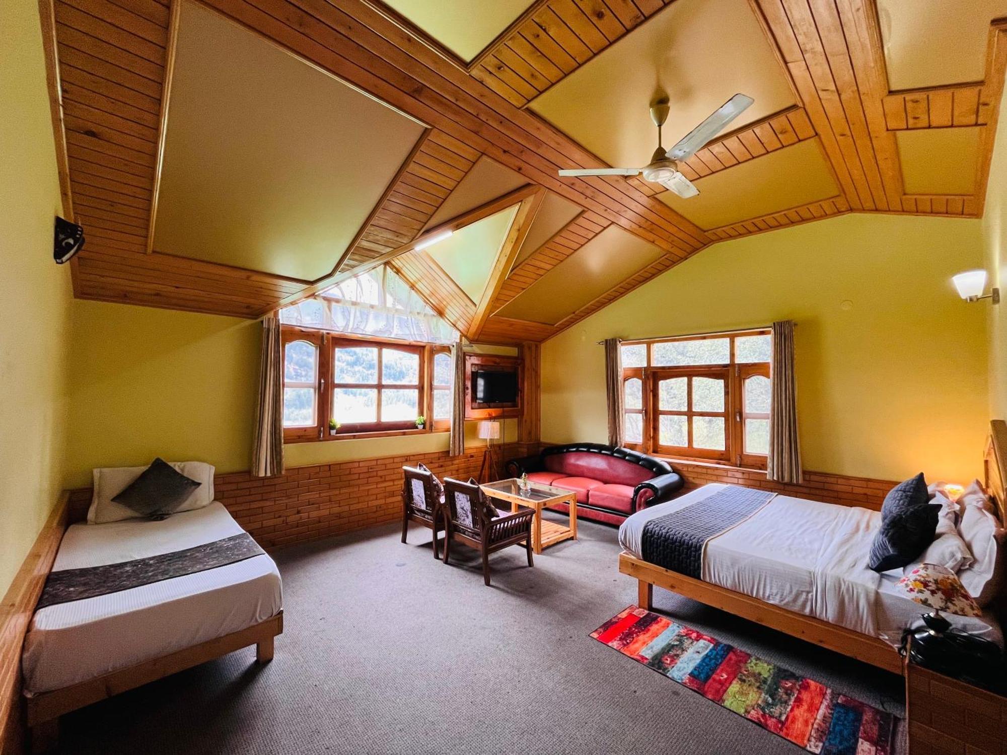 Hotel Hollywood Manali - Scenic River & Mountain View With Premium Rooms Dış mekan fotoğraf
