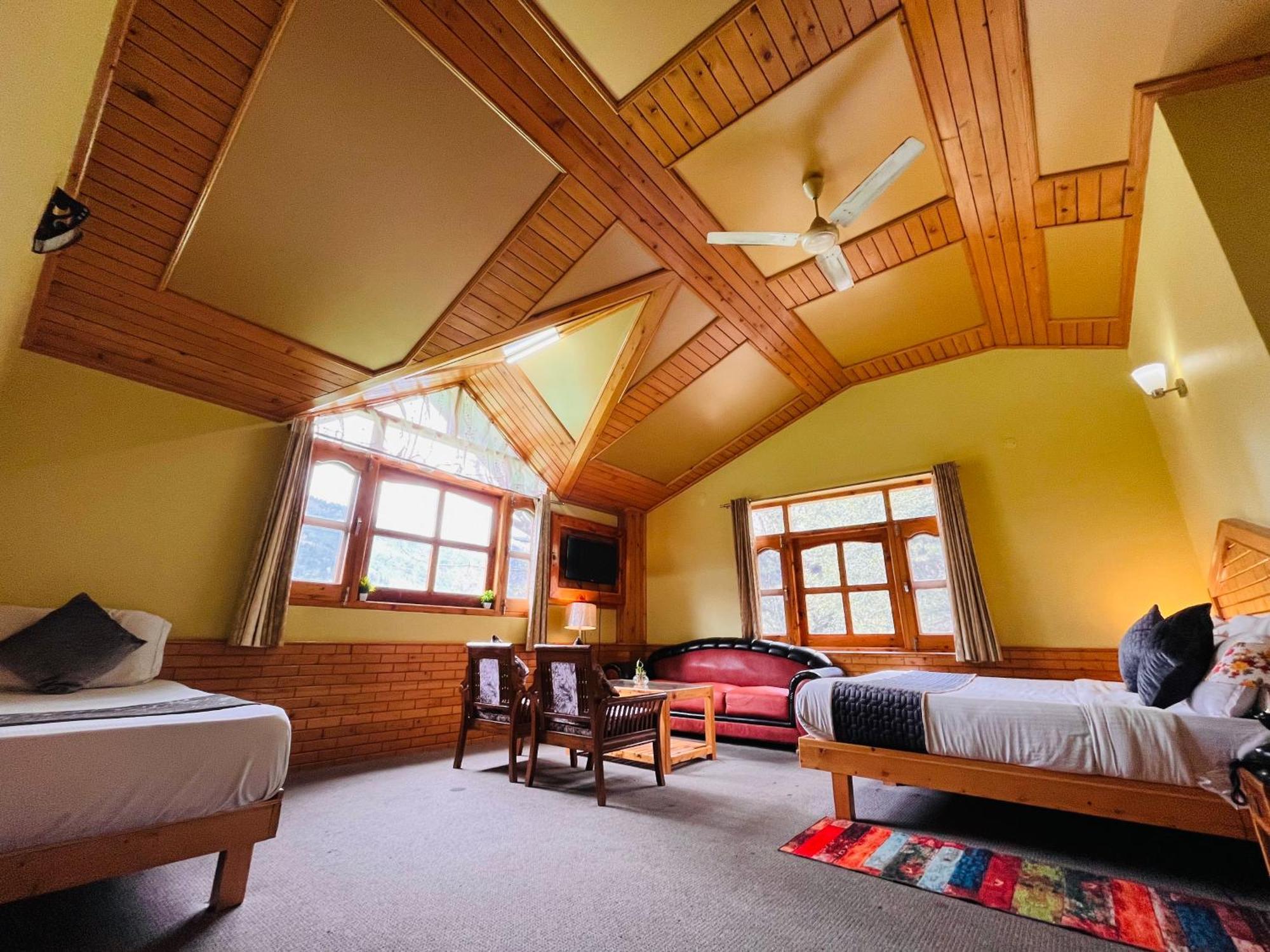 Hotel Hollywood Manali - Scenic River & Mountain View With Premium Rooms Dış mekan fotoğraf