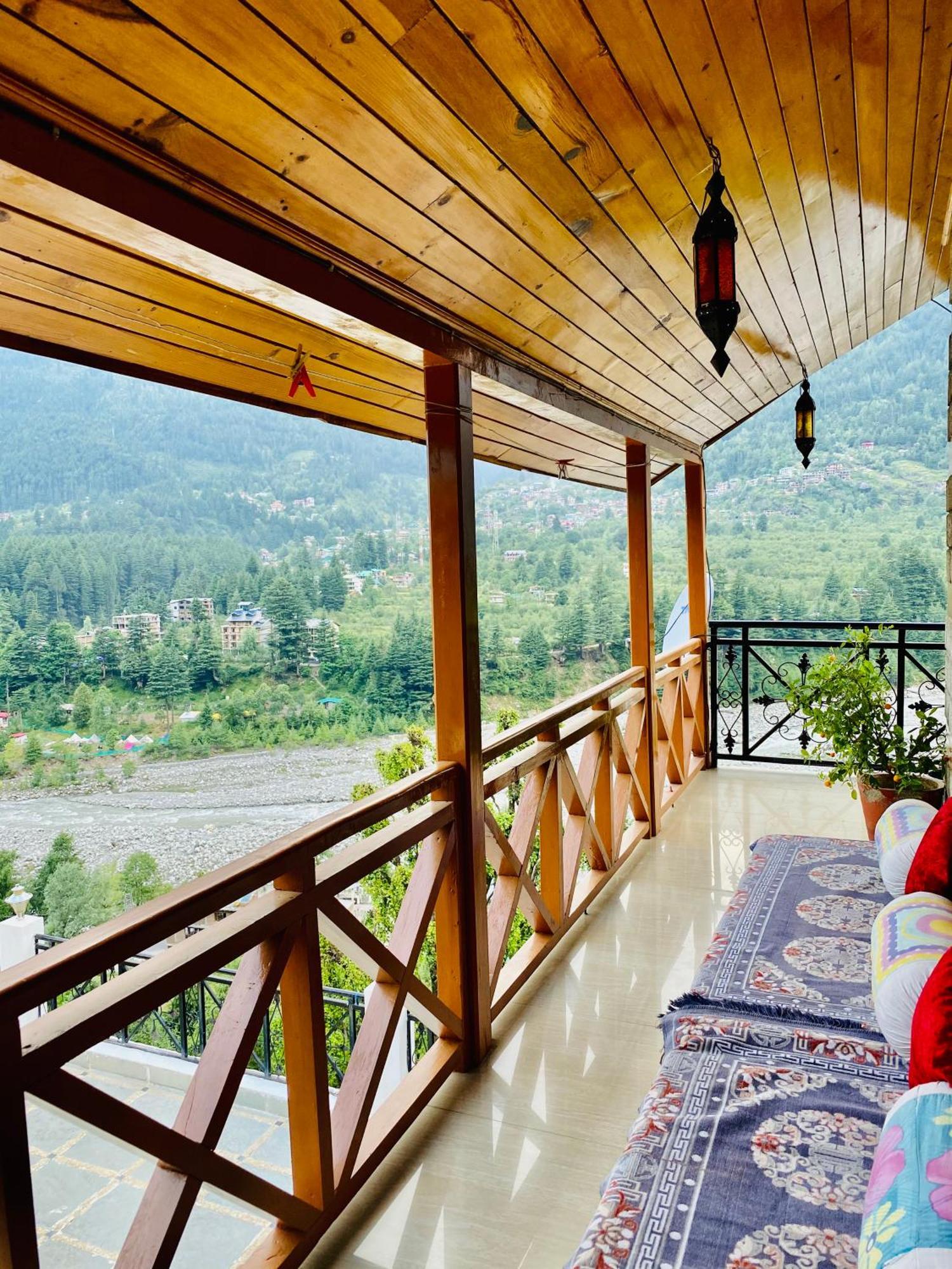 Hotel Hollywood Manali - Scenic River & Mountain View With Premium Rooms Dış mekan fotoğraf