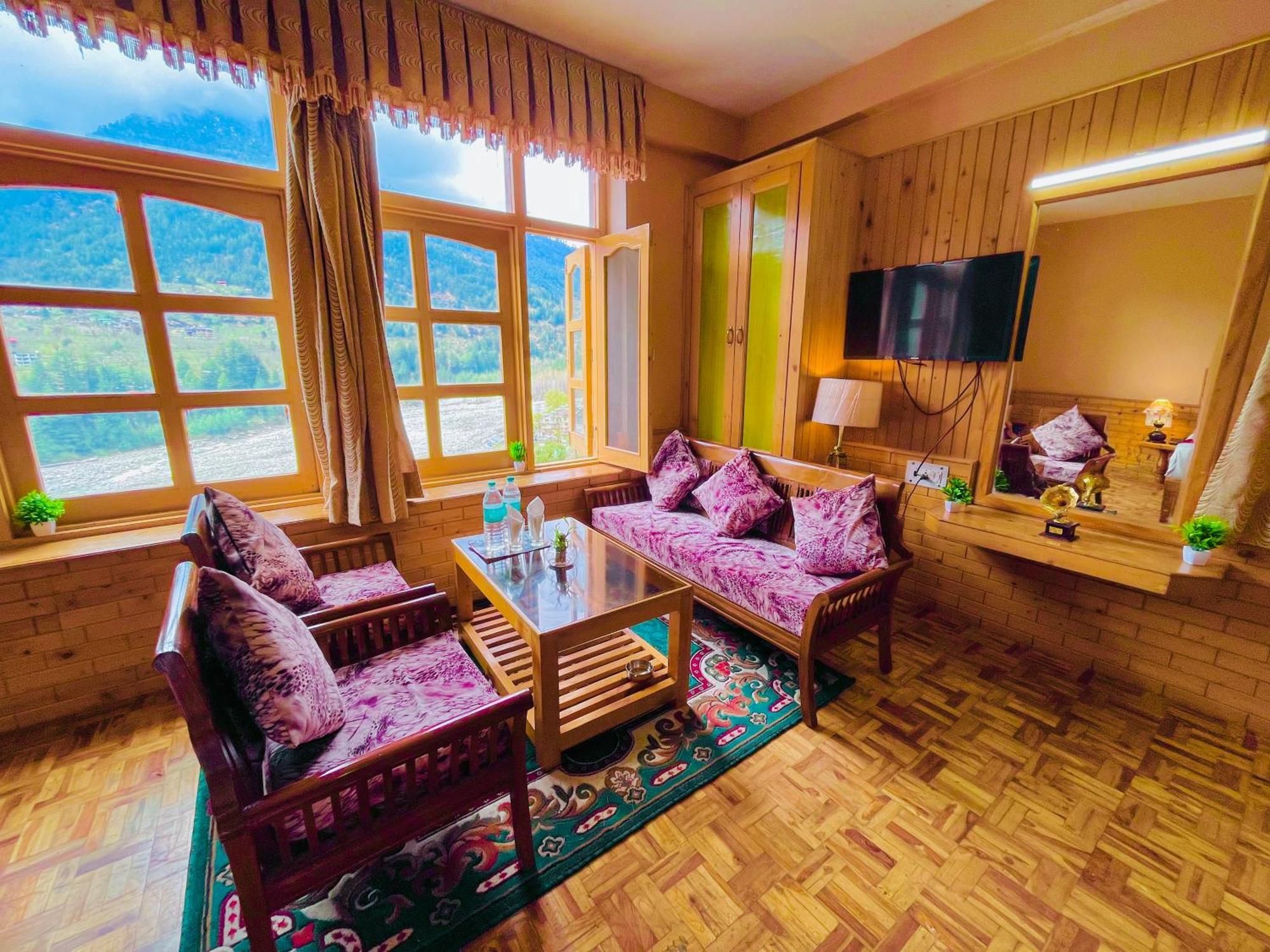 Hotel Hollywood Manali - Scenic River & Mountain View With Premium Rooms Dış mekan fotoğraf