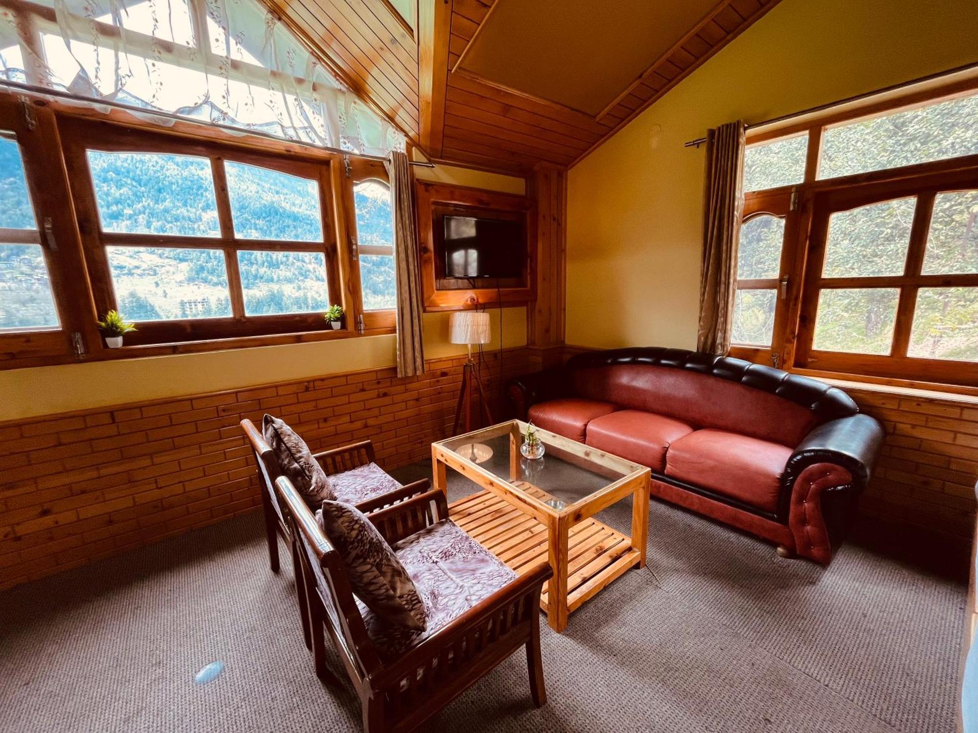 Hotel Hollywood Manali - Scenic River & Mountain View With Premium Rooms Dış mekan fotoğraf